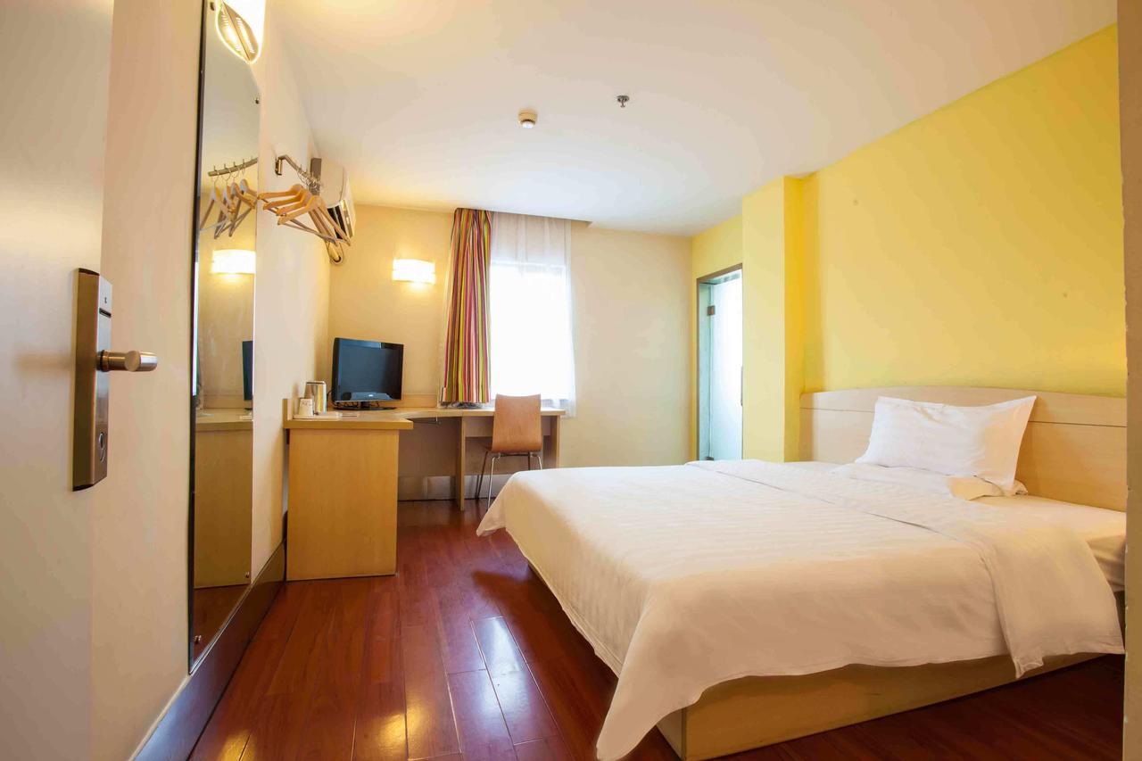 7Days Inn West Liaoyang Road Carrefour Циндао Екстериор снимка