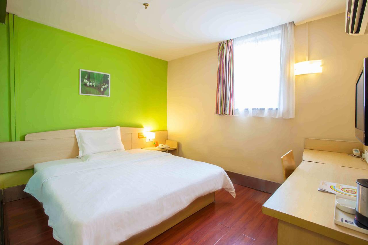 7Days Inn West Liaoyang Road Carrefour Циндао Екстериор снимка